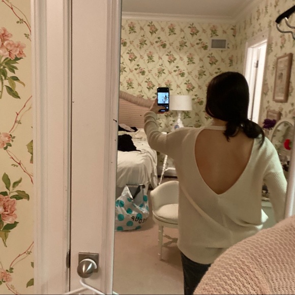 LF knit oversized reversible sweater in cream 🤍 - Picture 7 of 15